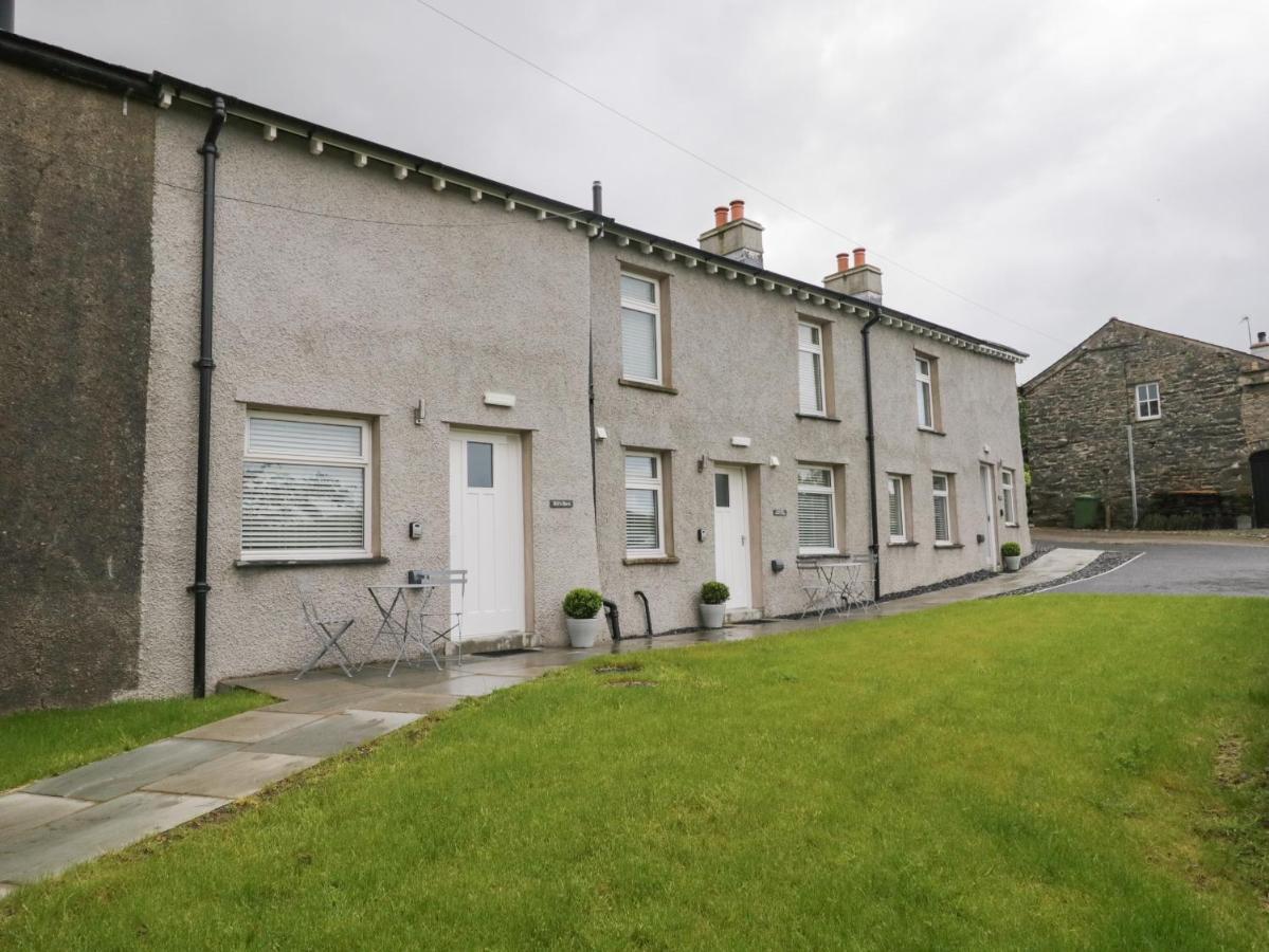 Oxen Park Farm Cottage Ulverston Exteriör bild